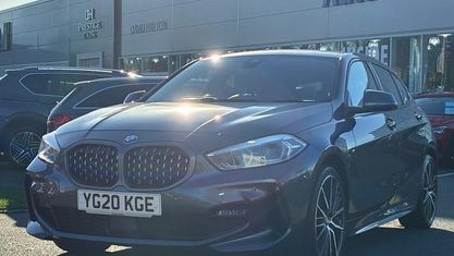 Begagnad BMW 118 M Sport 150 HK (110 kW) 2021 Halvkombi