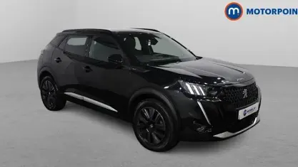 Usado Peugeot 2008 Premium 131 HP (96 kW) 2022 Preto SUV