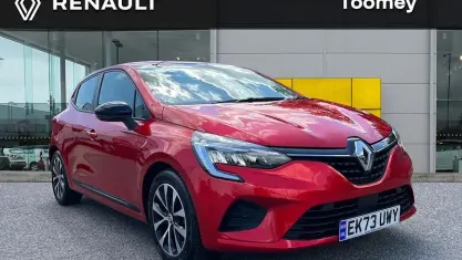 Used Renault Clio Evolution 145 HP (106 kW) 2023 Red  Hatchback