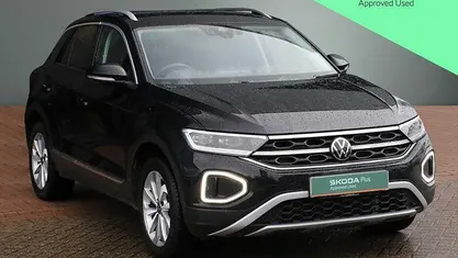 Used 2025 VW T-Roc Style SUV | £18,647 (Good price)