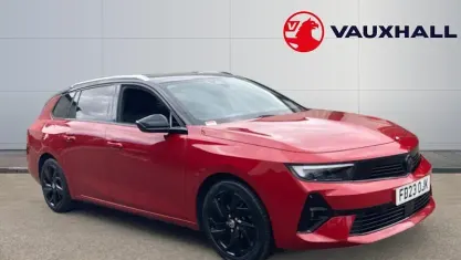 Used Vauxhall Astra 131 HP (96 kW) 2023 Red Estate