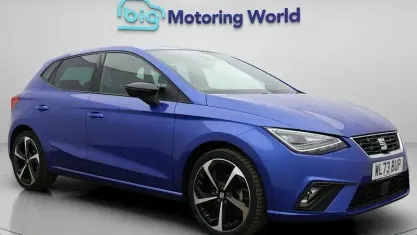 Usado Seat Ibiza FR Sport 110 HP (80 kW) 2023 Azul Citadino