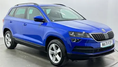 Used Skoda Karoq SE 110 HP (80 kW) 2021 Blue SUV