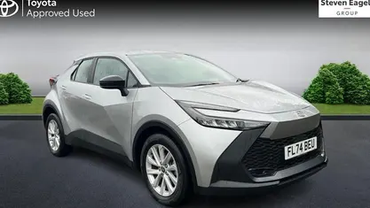 Used 2025 Toyota C-HR SUV | £24,964 (Fair price)