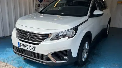 Usado Peugeot 5008 Active 131 HP (96 kW) 2020 SUV