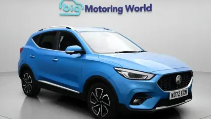 Usado MG ZS Exclusive 111 HP (81 kW) 2023 Azul SUV