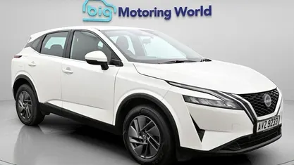 Used Nissan Qashqai Acenta Premium 140 HP (102 kW) 2023 White SUV