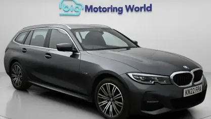 Begagnad BMW 330e M Sport 292 HK (214 kW) 2022 Grå Kombi