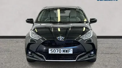 Usado Toyota Yaris Hybrid 116 HP (85 kW) 2024 Preto Citadino