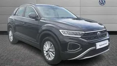 Black Used 2025 VW T-Roc Life SUV | £21,999 (Fair price)