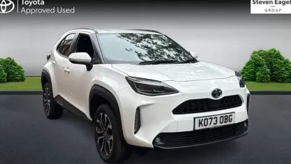 Used Toyota Yaris Cross Design 116 HP (85 kW) 2024 White SUV