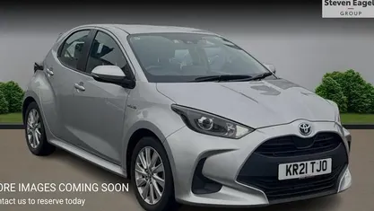 Used 2025 Toyota Yaris Hybrid Hatchback | £15,819 (Super price)