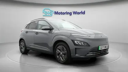 Used Hyundai Kona Premium 150 kW (204 HP) 2021 Grey SUV