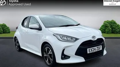 Used Toyota Yaris Hybrid Design 116 HP (85 kW) 2026 Hatchback