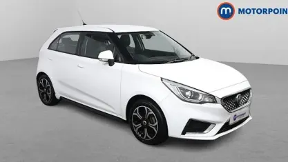 Begagnad MG MG3 Exclusive 106 HK (77 kW) 2019 Vit Halvkombi