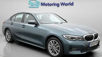 Begagnad BMW 330e 292 HK (214 kW) 2020 Blå Sedan