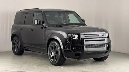 Used 2025 Land Rover Defender SE Dynamic Estate | £76,832 (Good price)