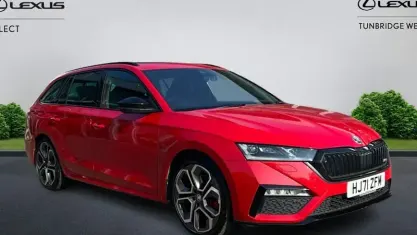 Used Skoda Octavia vRS 245 HP (180 kW) 2024 Estate