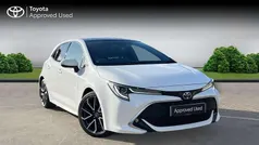 White Used 2020 Toyota Corolla Hatchback | £17,311 (Fair price)