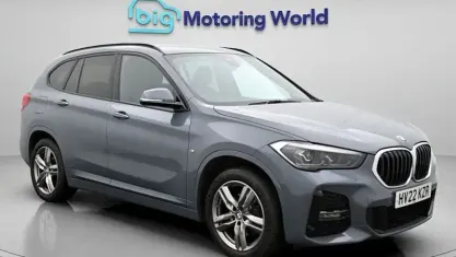 Begagnad BMW X1 M Sport 136 HK (100 kW) 2022 Grå SUV