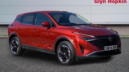 Używany Nissan Qashqai Acenta Premium 190 KM (139 kW) 2025 Czerwony SUV