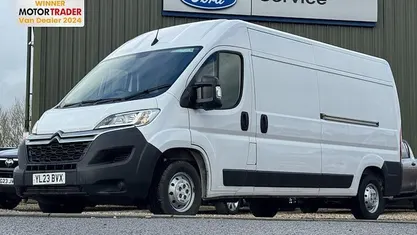 Used Citroën Relay 140 HP (102 kW) 2023 White Van