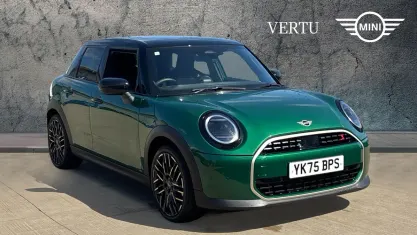 Used Mini Cooper Exclusive 150 kW (204 HP) 2026 British racing green iv Hatchback