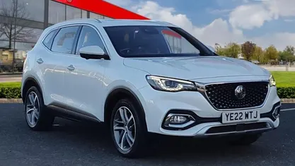 White Used 2022 MG HS Exclusive SUV | £14,990 (Fair price)