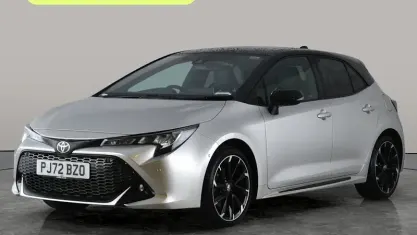 Usado Toyota Corolla Sport 196 HP (144 kW) 2022 Prateado Citadino
