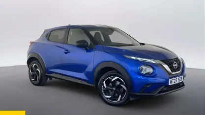 Używany Nissan Juke N-Connecta 114 KM (83 kW) 2023 Niebieski SUV