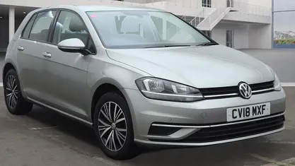 Used VW Golf VII SE 110 HP (80 kW) 2018 Hatchback