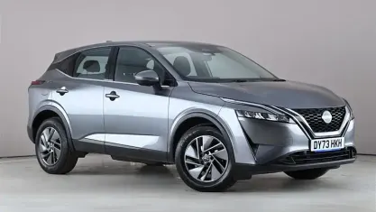 Używany Nissan Qashqai Acenta Premium 140 KM (102 kW) 2023 Szary SUV