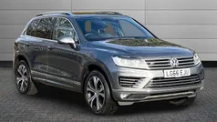 Grey Used 2016 VW Touareg R-line SUV | £19,990 (Fair price)