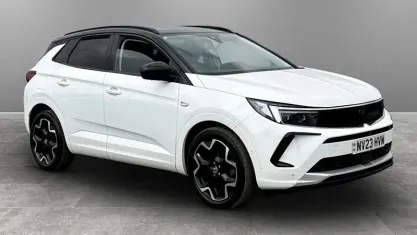 Used Vauxhall Grandland X Ultimate 131 HP (96 kW) 2023 White SUV
