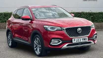 Used MG HS Exclusive 162 HP (119 kW) 2023 Red SUV