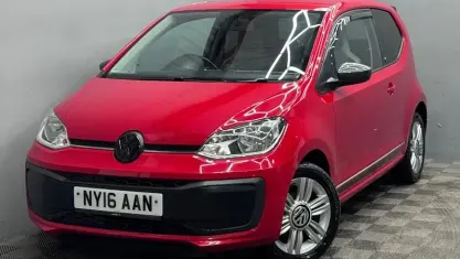 Used VW up! Beats 75 HP (55 kW) 2016 Red Hatchback