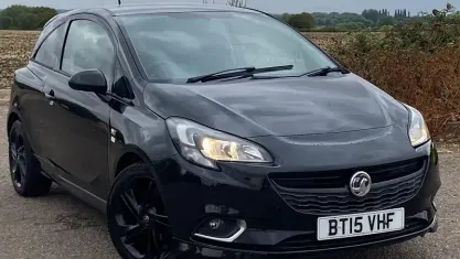 Used Vauxhall Corsa Edition 70 HP (51 kW) 2015 Black Hatchback