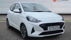White New 2025 Hyundai i10 Advanced Hatchback | £16,841 (Fair price)