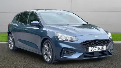 Used Ford Focus ST-Line 125 HP (91 kW) 2021 Blue Hatchback