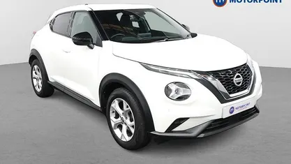 Used Nissan Juke N-Connecta 114 HP (83 kW) 2022 White SUV