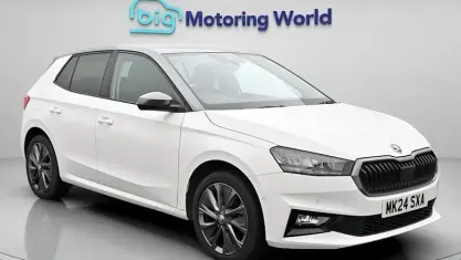 Used Skoda Fabia Colour Edition 80 HP (58 kW) 2024 White Hatchback