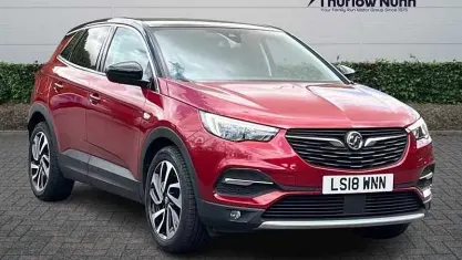 Used Vauxhall Grandland X Elite 131 HP (96 kW) 2018 Red SUV