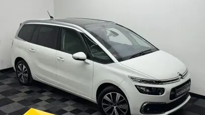 Used Citroën C4 SpaceTourer Flair 120 HP (88 kW) 2017 White MPV