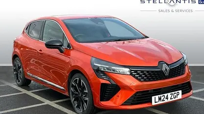 Used Renault Clio V Techno 90 HP (66 kW) 2025 Hatchback