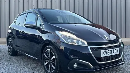 Used 2018 Peugeot 208 S Hatchback | £5,090 (Fair price)
