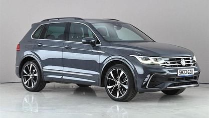 Używany VW Tiguan R-line 150 KM (110 kW) 2023 Szary SUV