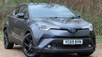 Grey Used 2019 Toyota C-HR SUV | £17,613 (Fair price)