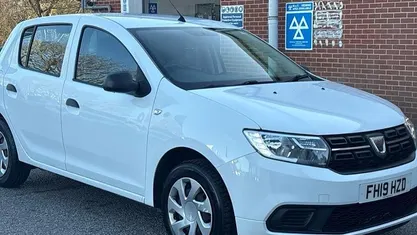 Used 2019 Dacia Sandero Essentiel Hatchback | £5,645 (Good price)