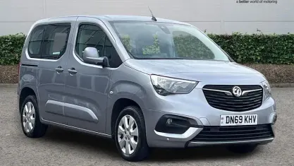 Used Vauxhall Combo S 102 HP (75 kW) 2019 Grey MPV