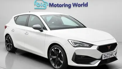 Used Cupra Leon VZ1 310 HP (228 kW) 2023 White Hatchback